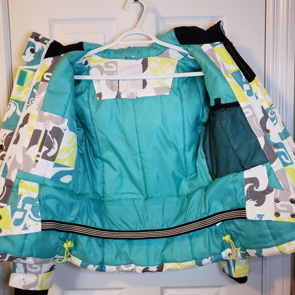 Ski Jacket - Picture 4 of 5